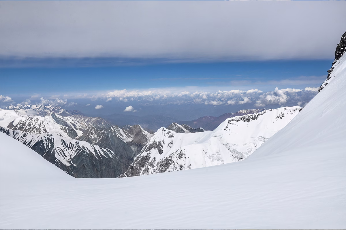 Експедиция в Памир: покривът на света, където дъхът спира 3 pamir1
