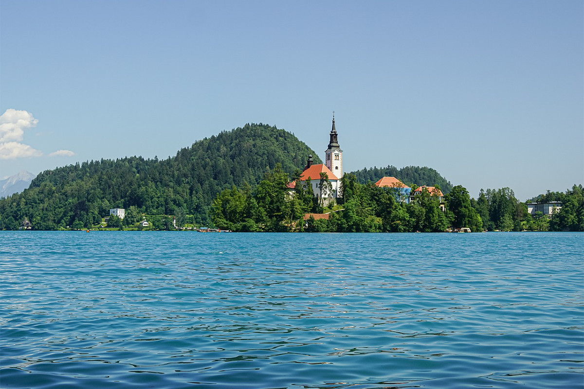 Нетрадиционни дестинации за меден месец за смели двойки 4 slovenia ezero blade